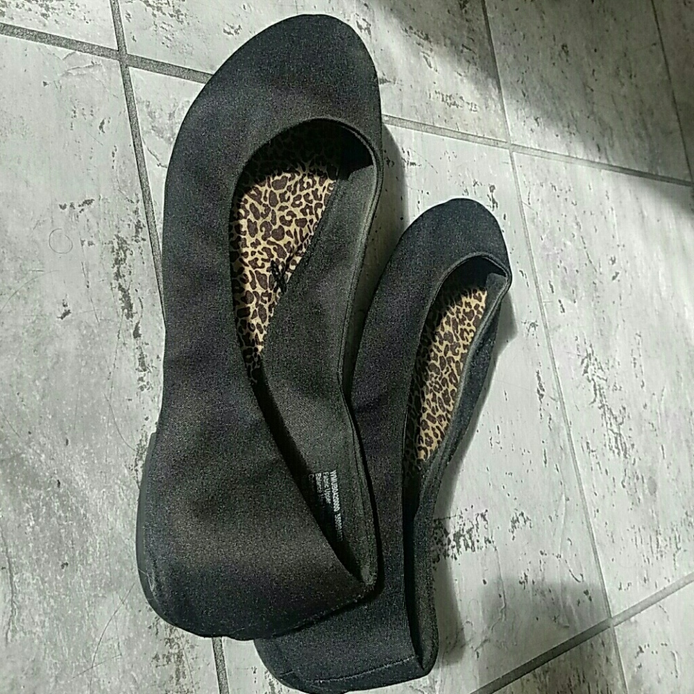 Black flats